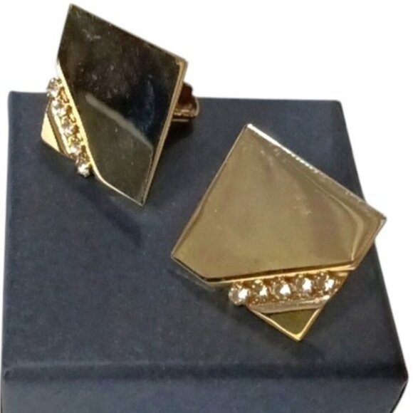 Gold Tone ¾" Square CLIP-ON Earrings w/ 5‎ Faux Diamonds Crossing Corner of Each - Picture 3 of 5
